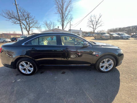 2014 Ford Taurus SEL
