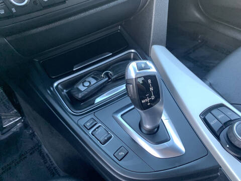 2014 BMW 3 Series 320i