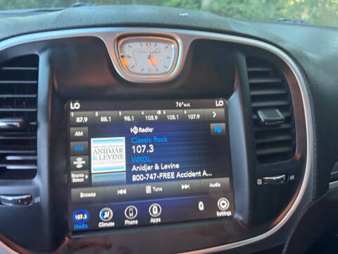 2020 Chrysler 300 Touring L