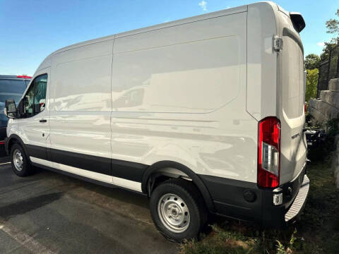2025 Ford Transit 250