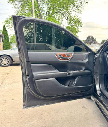 2017 Lincoln Continental Reserve