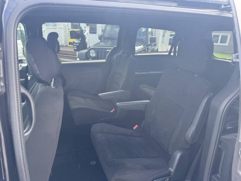 2016 Dodge Grand Caravan SXT Plus
