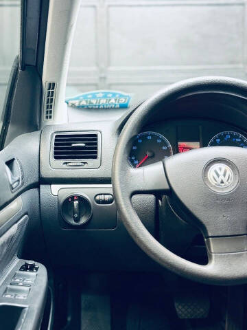 2009 Volkswagen Rabbit S