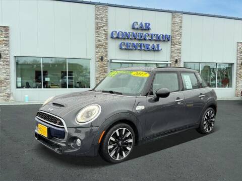 2017 MINI Hardtop 4 Door for sale at Car Connection Central in Schofield WI