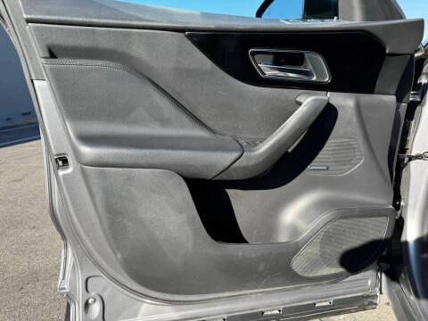 2020 Jaguar F-PACE 25t Premium