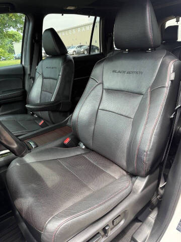 2022 Honda Pilot Black Edition