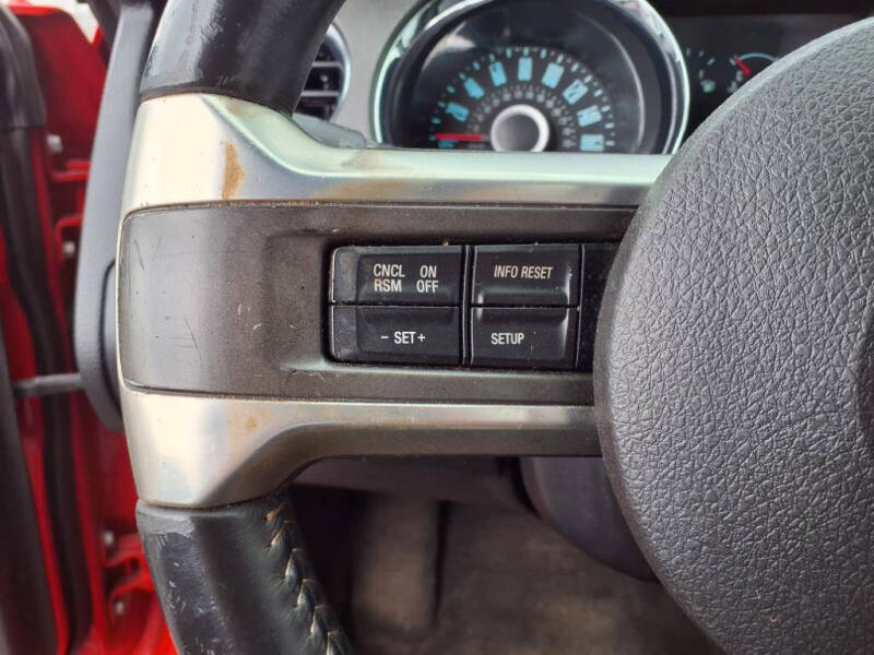 2014 Ford Mustang V6