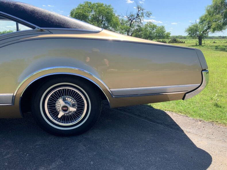 1967 Oldsmobile Delta Eighty-Eight