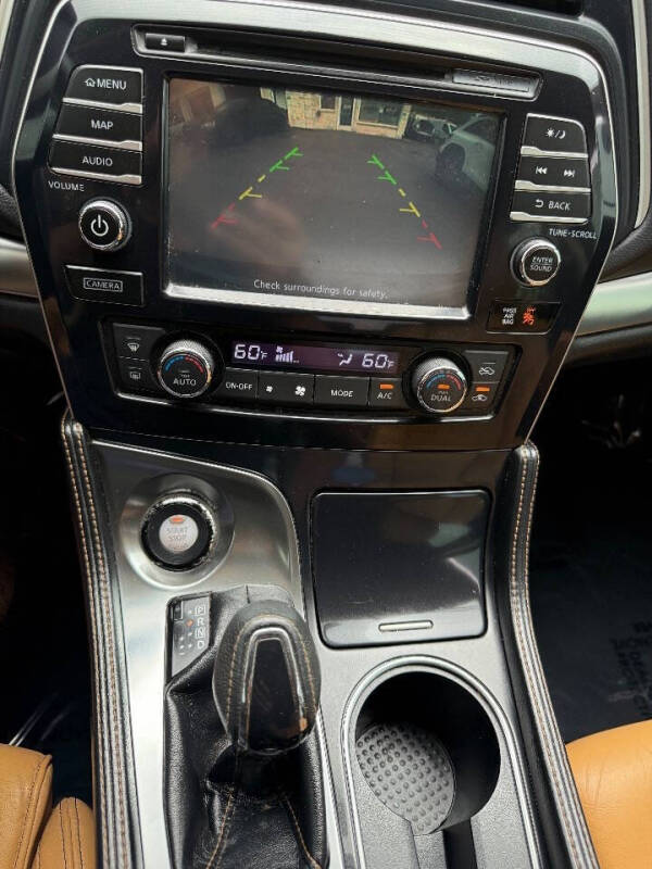 2016 Nissan Maxima 3.5 SR