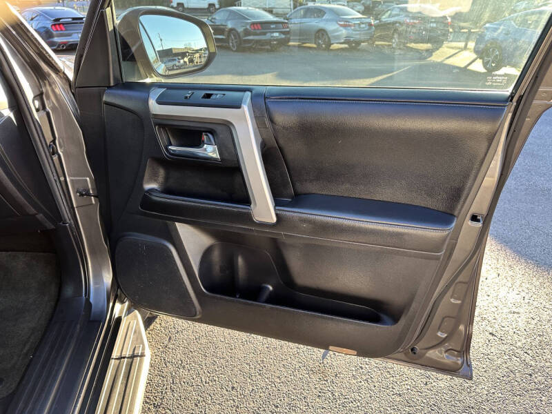 2014 Toyota 4Runner SR5