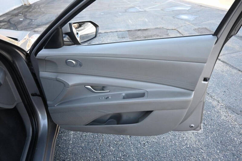 2021 Hyundai Elantra