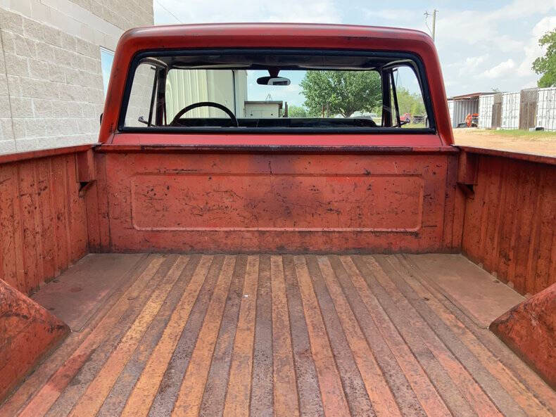 1969 Dodge D200 Pickup