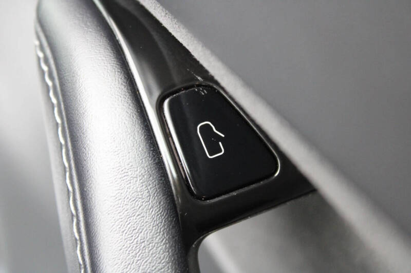 2021 Tesla Model Y Standard Range