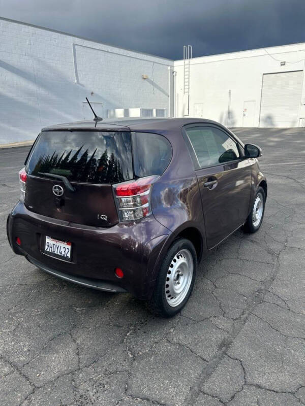 2013 Scion iQ