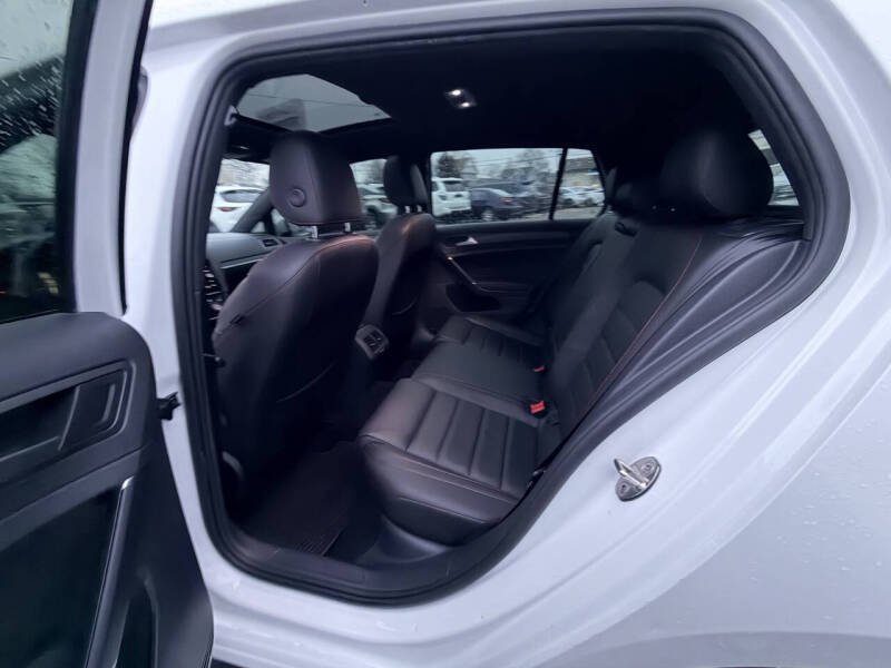 2020 Volkswagen Golf GTI S