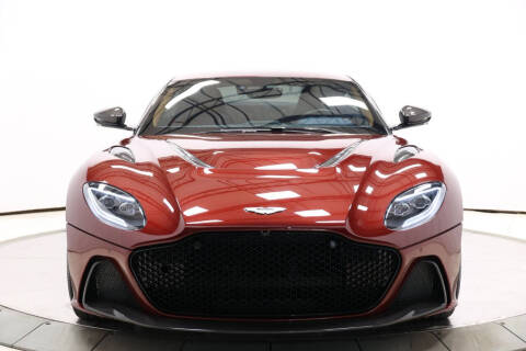 2023 Aston Martin DBS