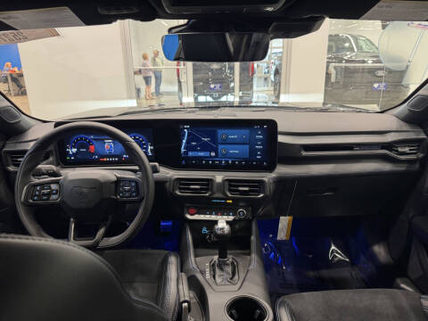 2025 Ford Mustang Dark Horse