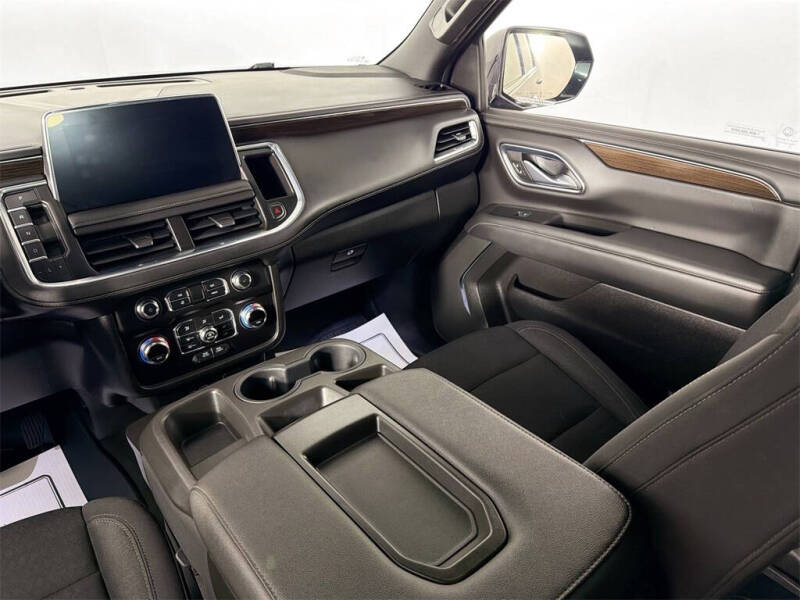 2022 GMC Yukon XL SLE