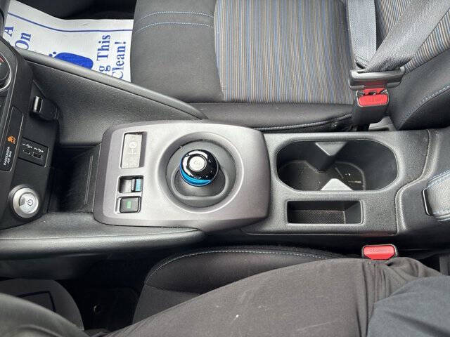2022 Nissan LEAF S
