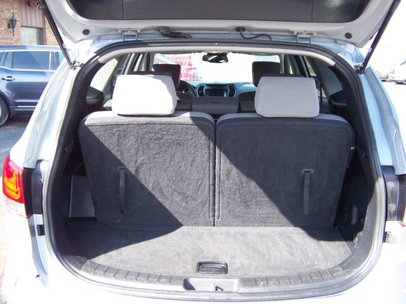 2017 Hyundai Santa Fe SE