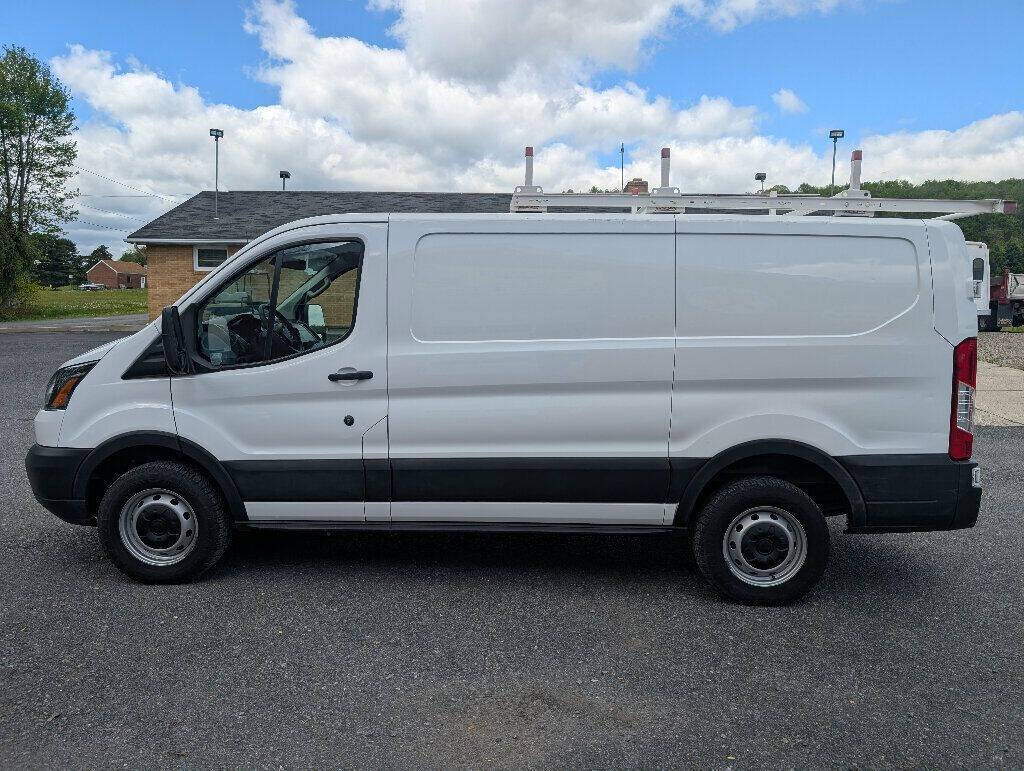 2019 Ford Transit 6