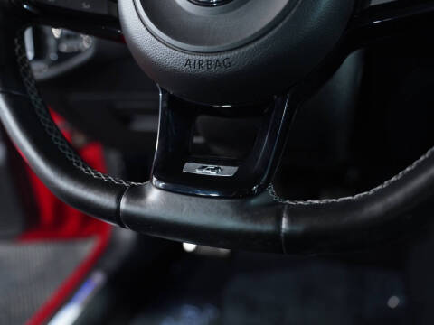 2016 Volkswagen Golf R 4Motion