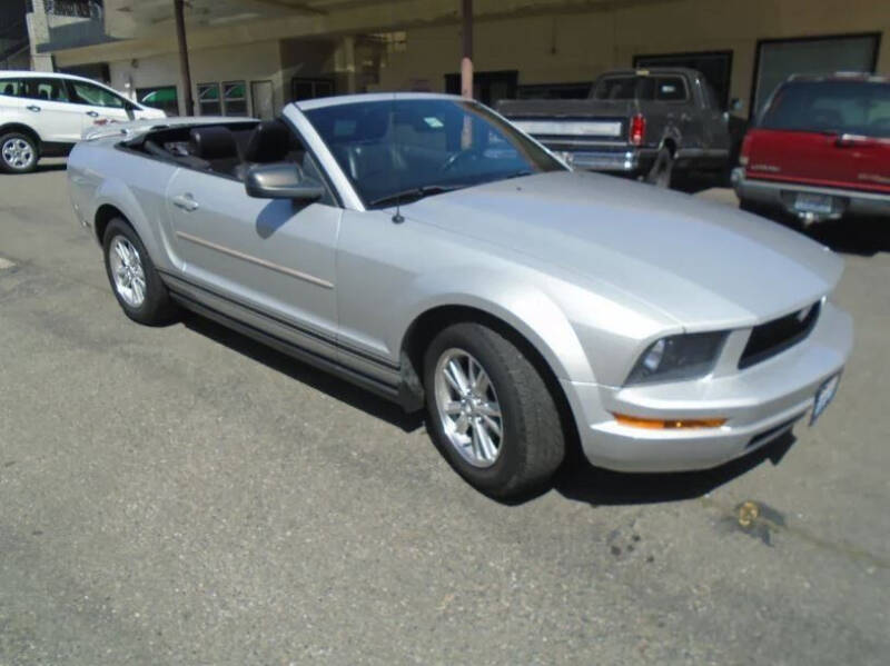 2006 Ford Mustang