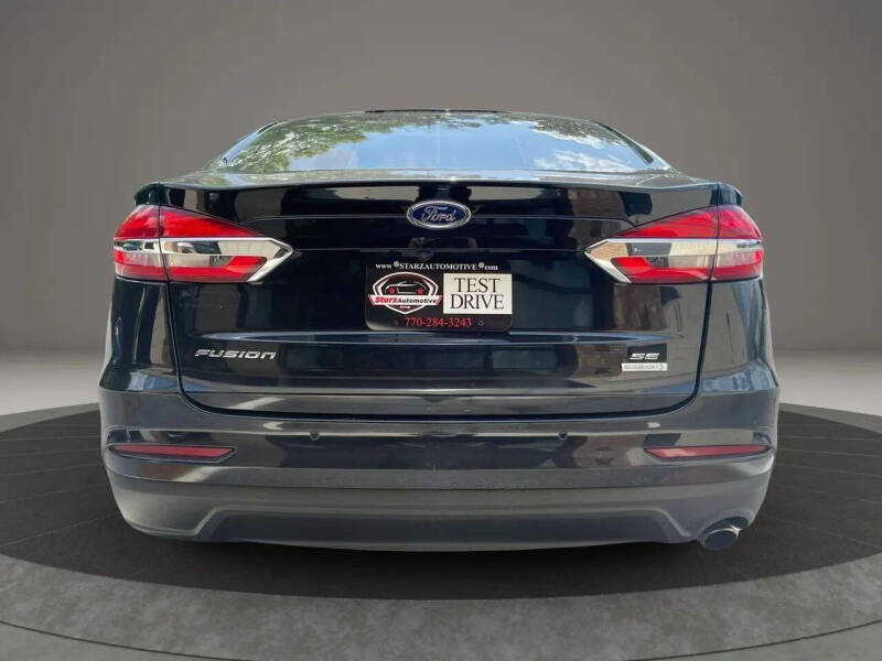 2020 Ford Fusion SE