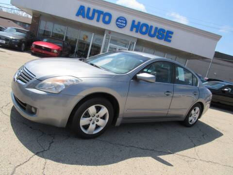 2008 Nissan Altima for sale at Auto House Motors in Downers Grove IL