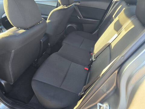 2013 Mazda MAZDA3 i Sport