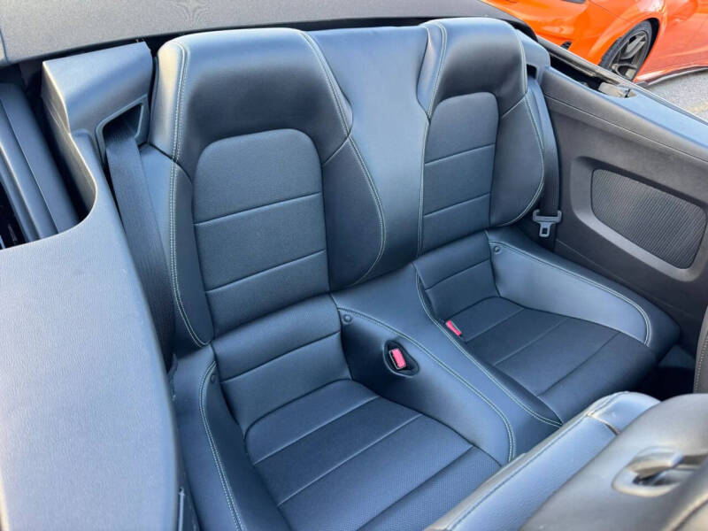 2017 Ford Mustang EcoBoost Premium