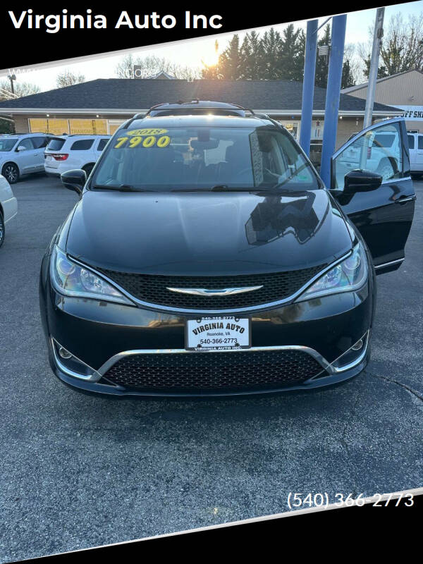 2018 Chrysler Pacifica Touring L's photo