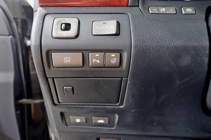 2007 Lexus LS 460