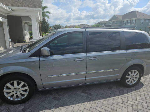 2016 Chrysler Town and Country Touring