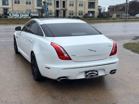 2011 Jaguar XJ