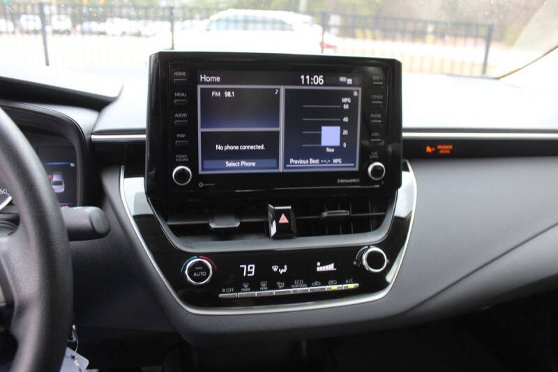 2022 Toyota Corolla LE