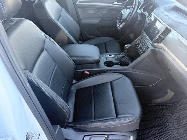 2021 Volkswagen Atlas Cross Sport V6 SE R-Line