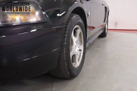 2004 Ford Mustang