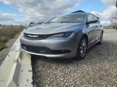 2015 Chrysler 200 for sale at Kern Auto Sales & Service LLC in Chelsea MI