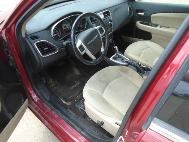 2013 Chrysler 200 Touring