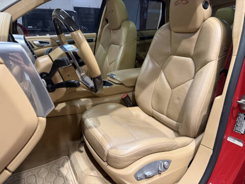 2017 Porsche Cayenne GTS