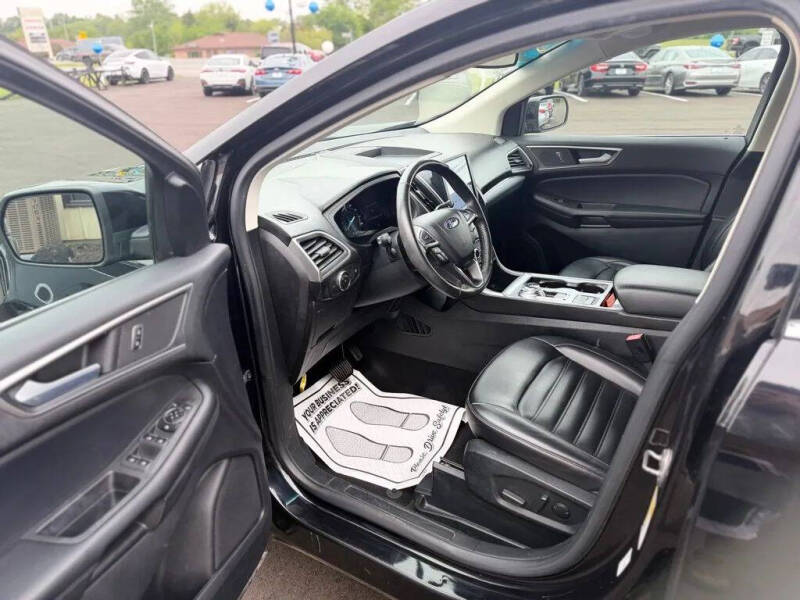 2022 Ford Edge