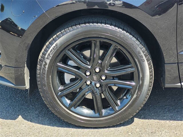 2022 Ford Edge ST-Line