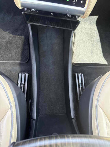 2012 Tesla Model S Performance
