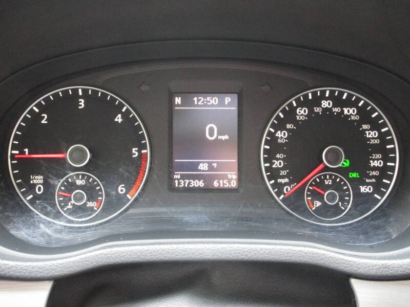 2015 Volkswagen Passat 2.0L TDI SE