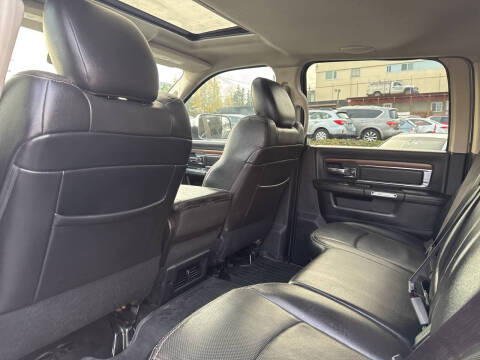 2017 RAM 3500 Laramie