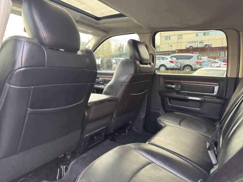 2017 RAM 3500 Laramie