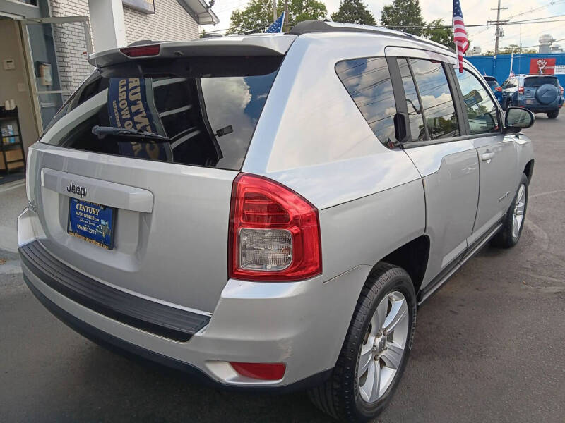 2012 Jeep Compass Sport