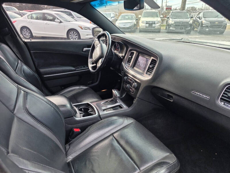 2019 Dodge Charger SXT