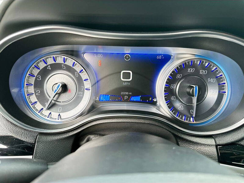 2021 Chrysler 300 S V8